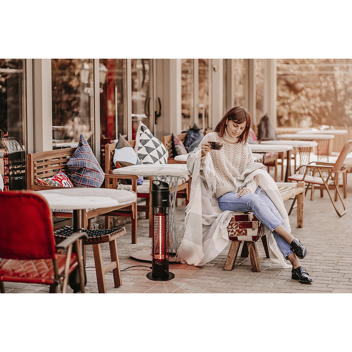 Infrarode straalkachel voor onder de tafel (Productafbeelding 2)-1