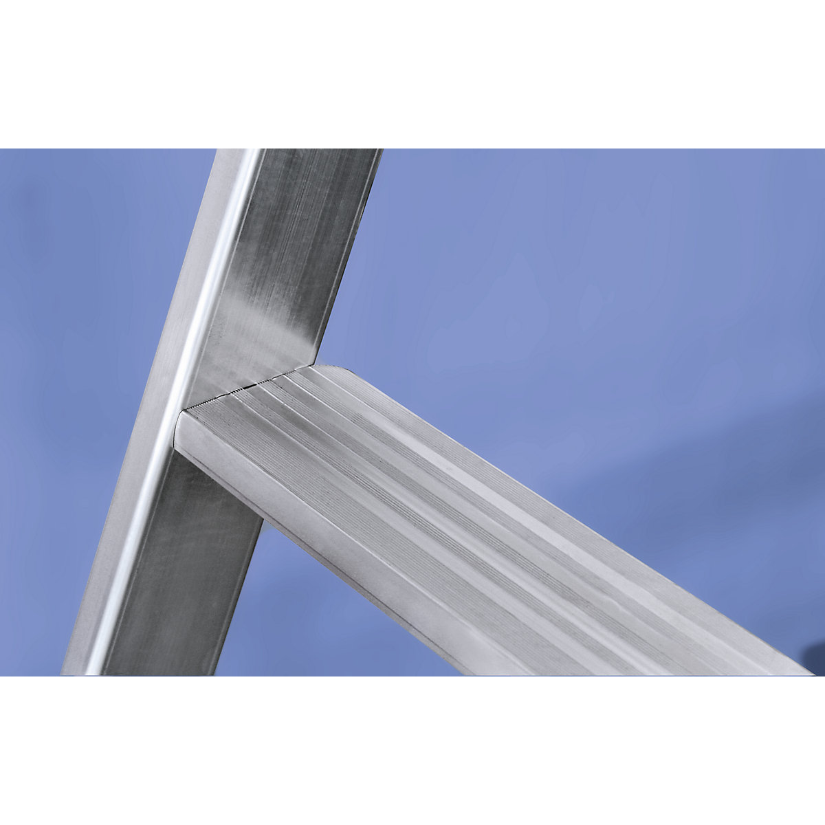 Aluminijasta lestev s ploščadjo – eurokraft pro (Slika izdelka 3)-2