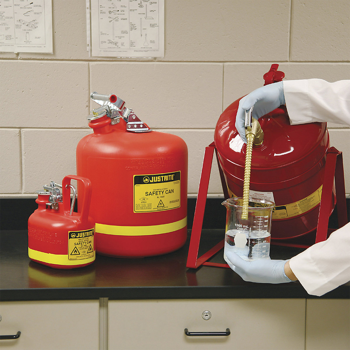 Justrite Type 1 Poly Safety Cans (Product illustration 2)-1