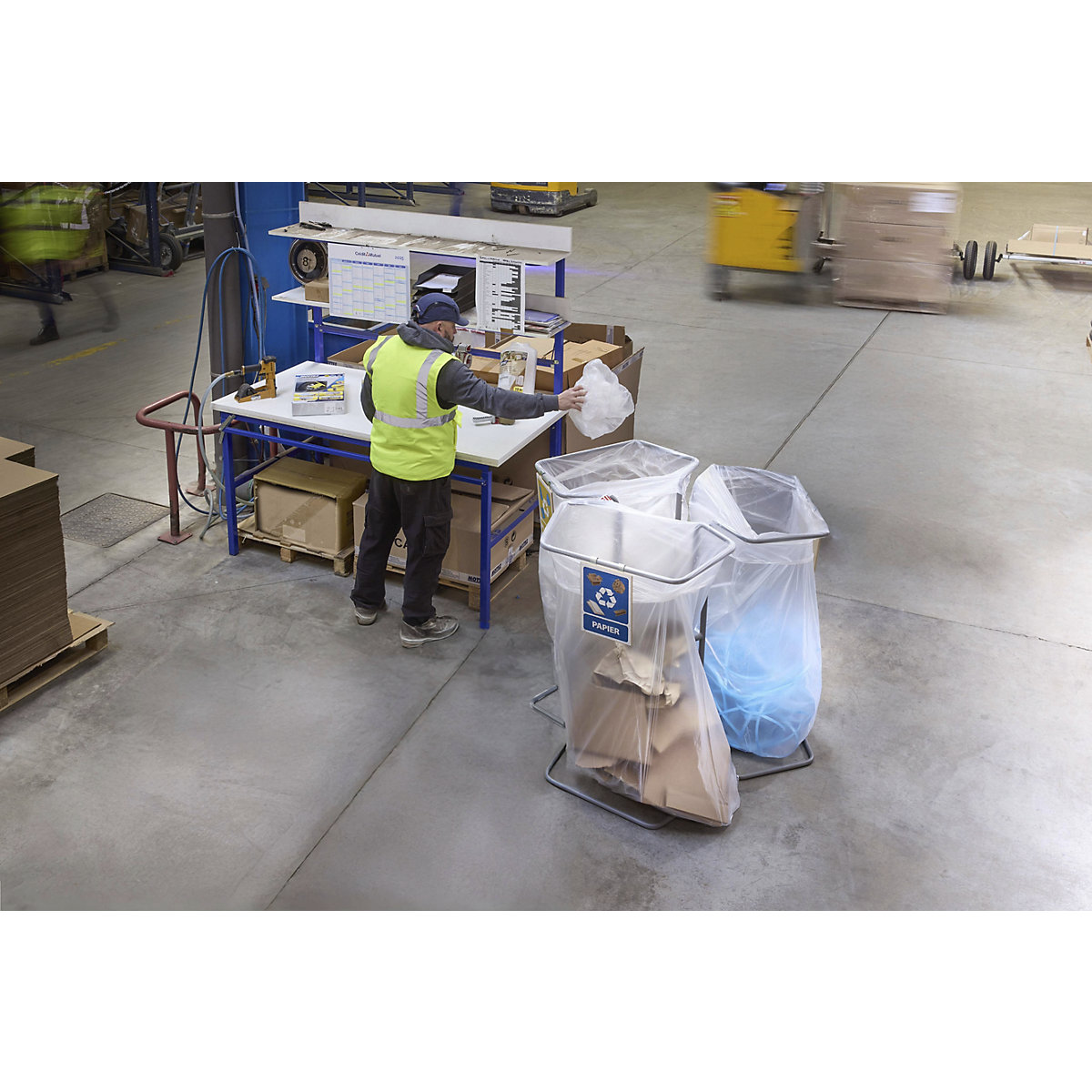 Soporte triple para bolsas de basura – Mottez (Imagen del producto 3)-2