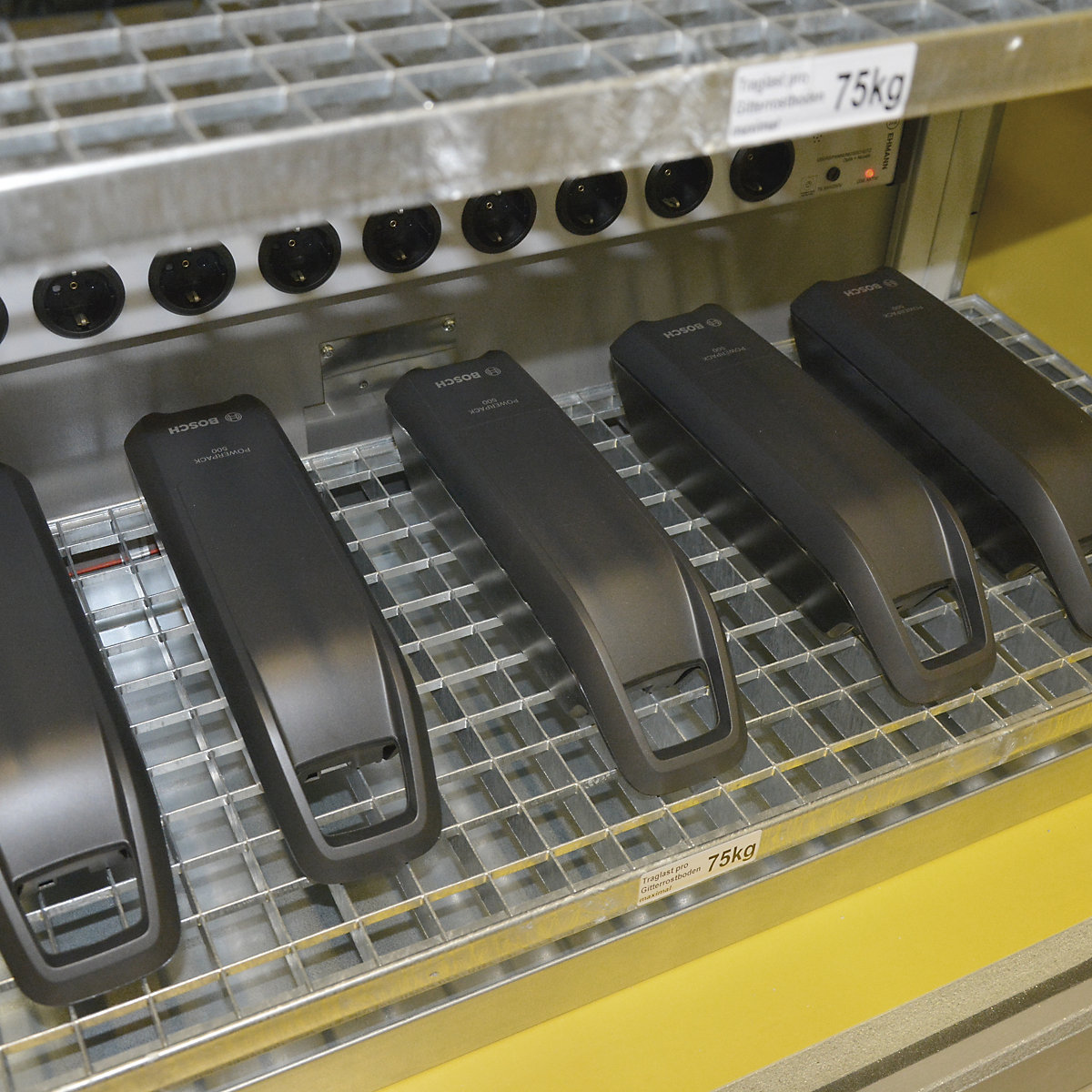 Armário de carregamento de segurança para baterias Li-Ion SiS Basic Charge EI 90 – LaCont (Imagem do produto 3)-2