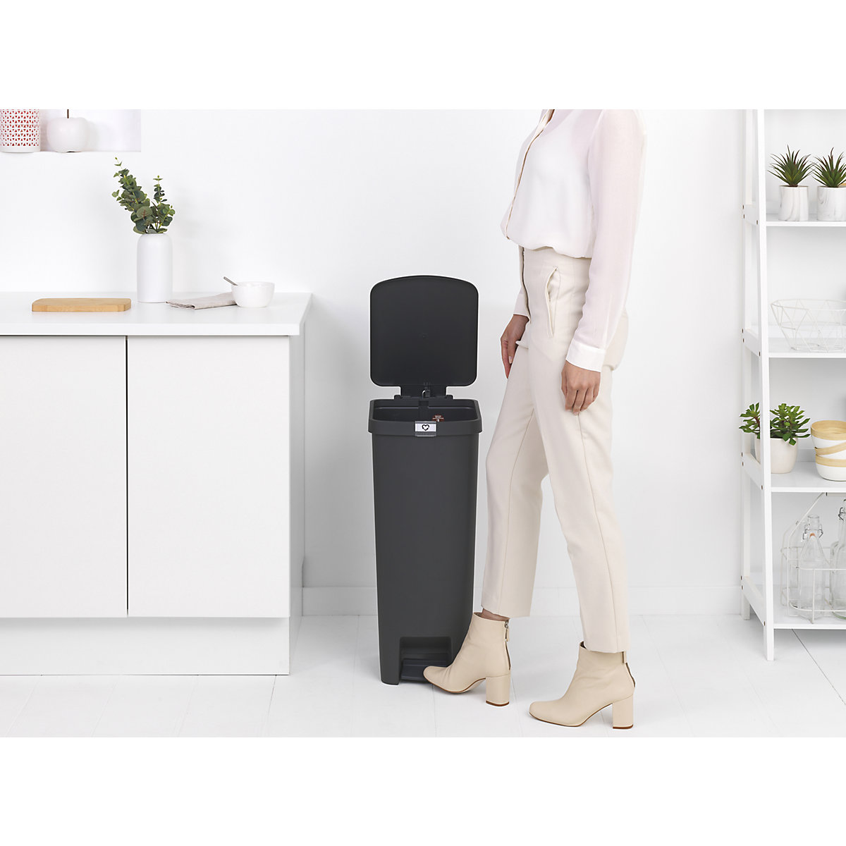 Balde com pedal Step Up (Imagem do produto 12)-11