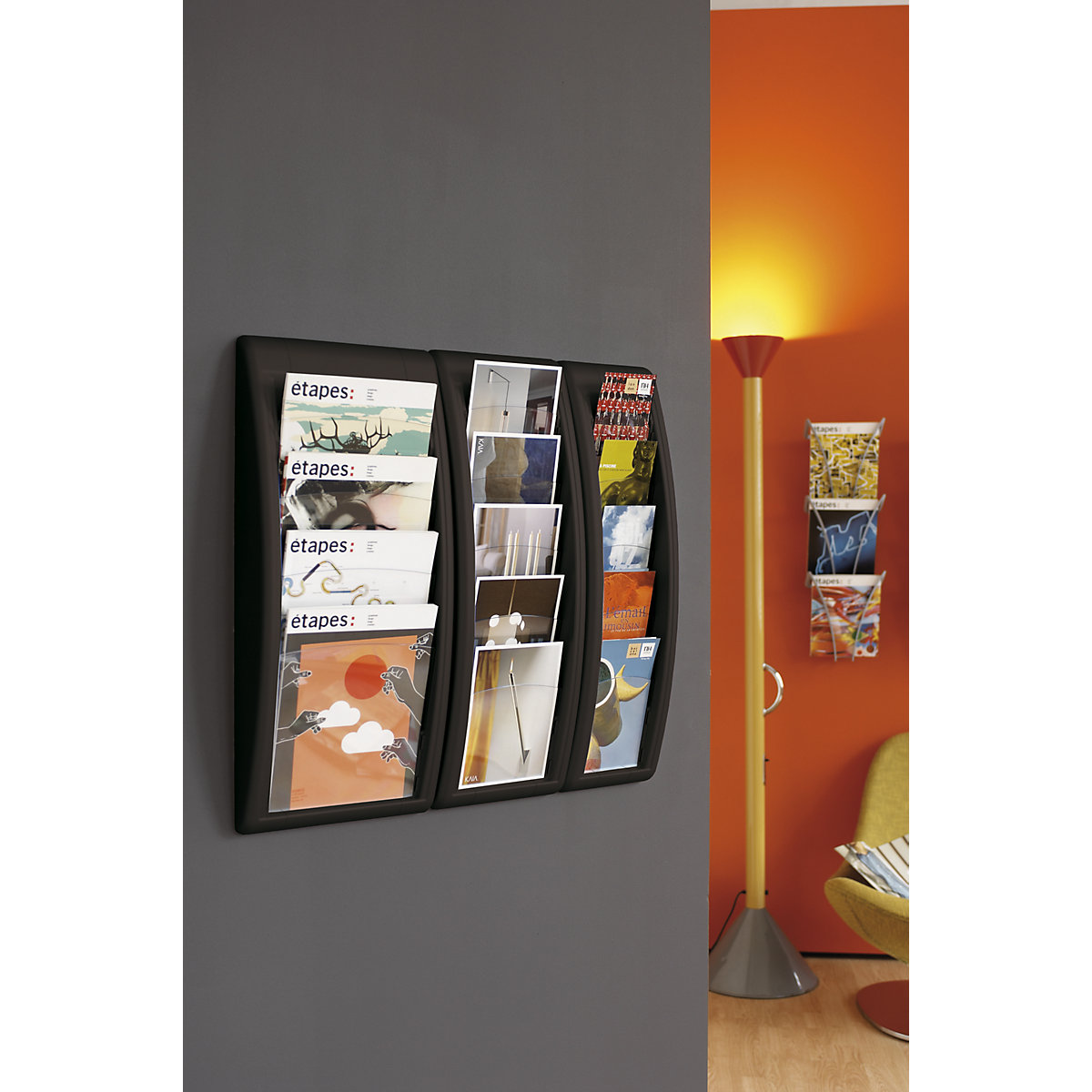 Wall mounted brochure racks – Paperflow (Product illustration 4)-3