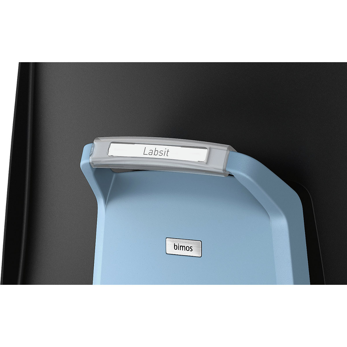 The lab clip allows every chair to be labelled individually/personalised