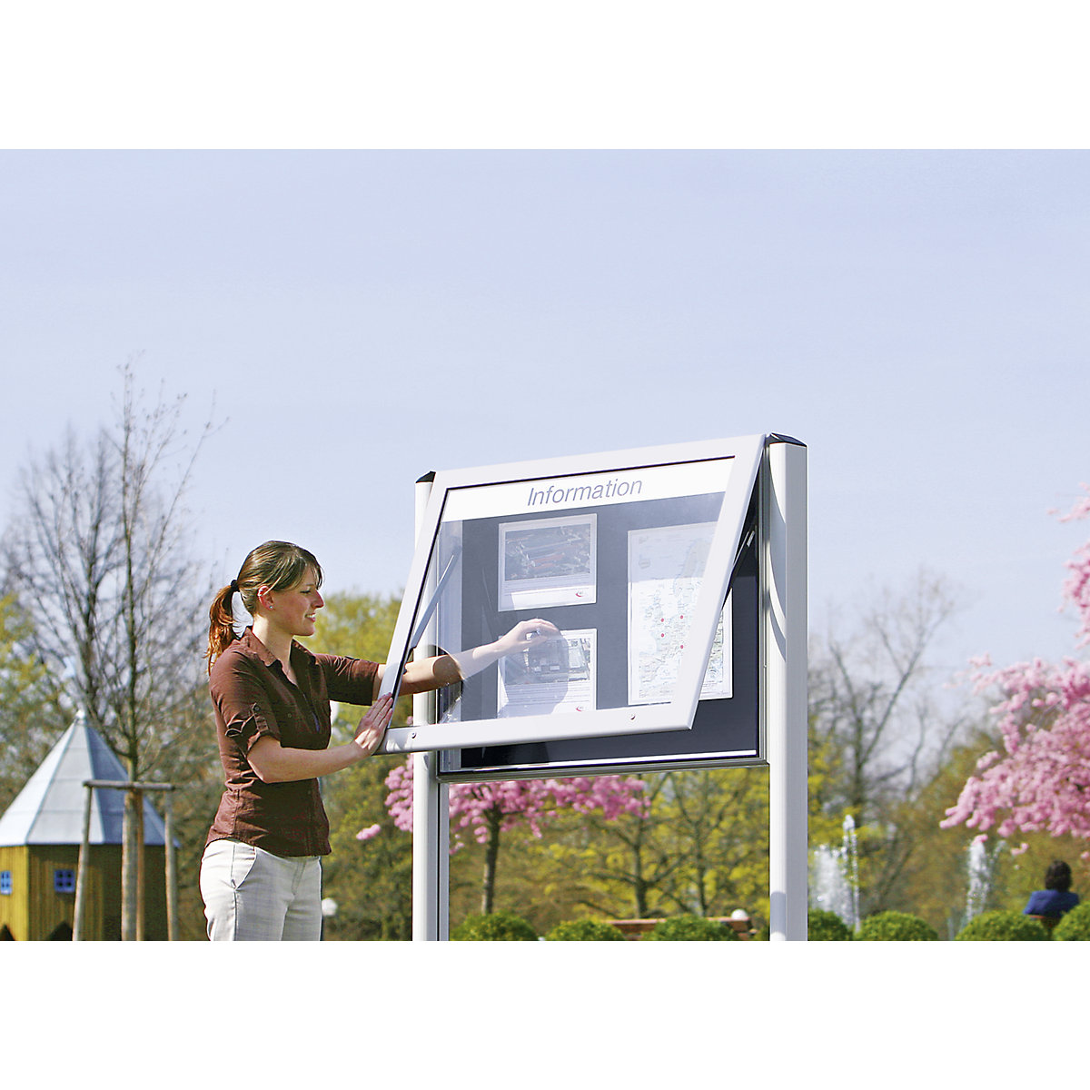 Vitrina para interiores y exteriores (Imagen del producto 2)-1