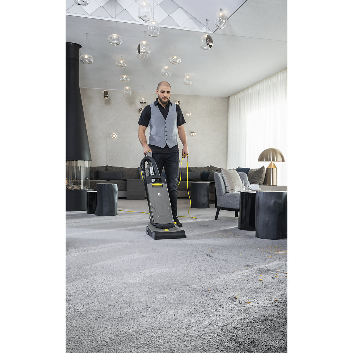 Sesalnik s krtačo – Kärcher (Slika izdelka 3)-2