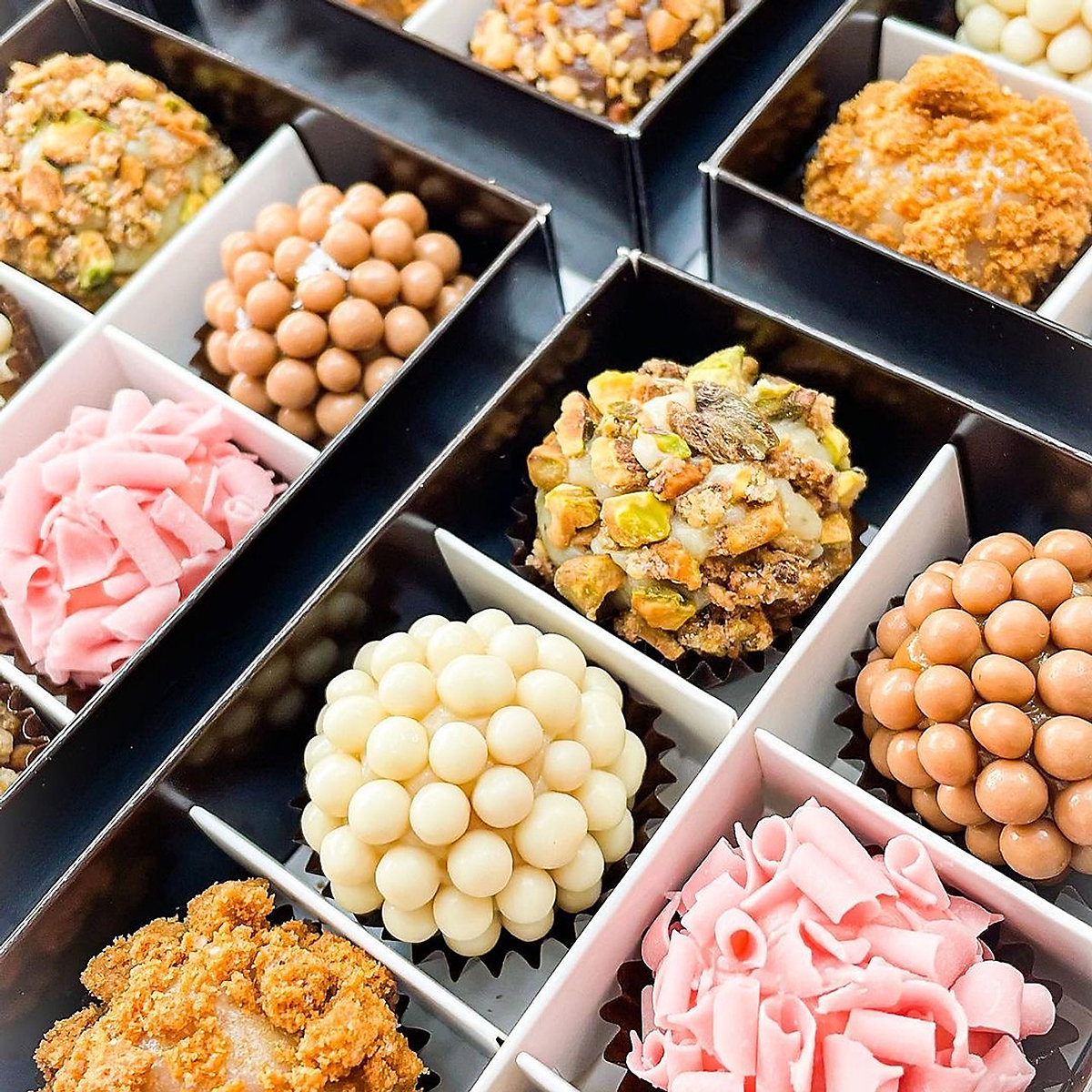 Chocolate Gift Boxes (Product illustration 2)-1