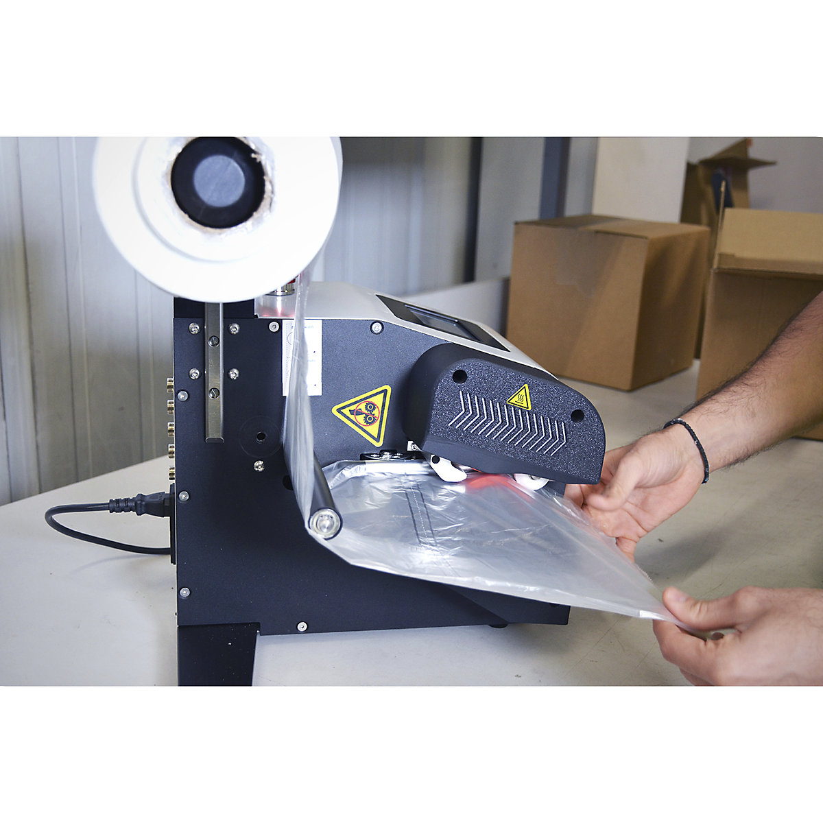 Optimax AP450 Air Cushion Machine (Product illustration 3)-2