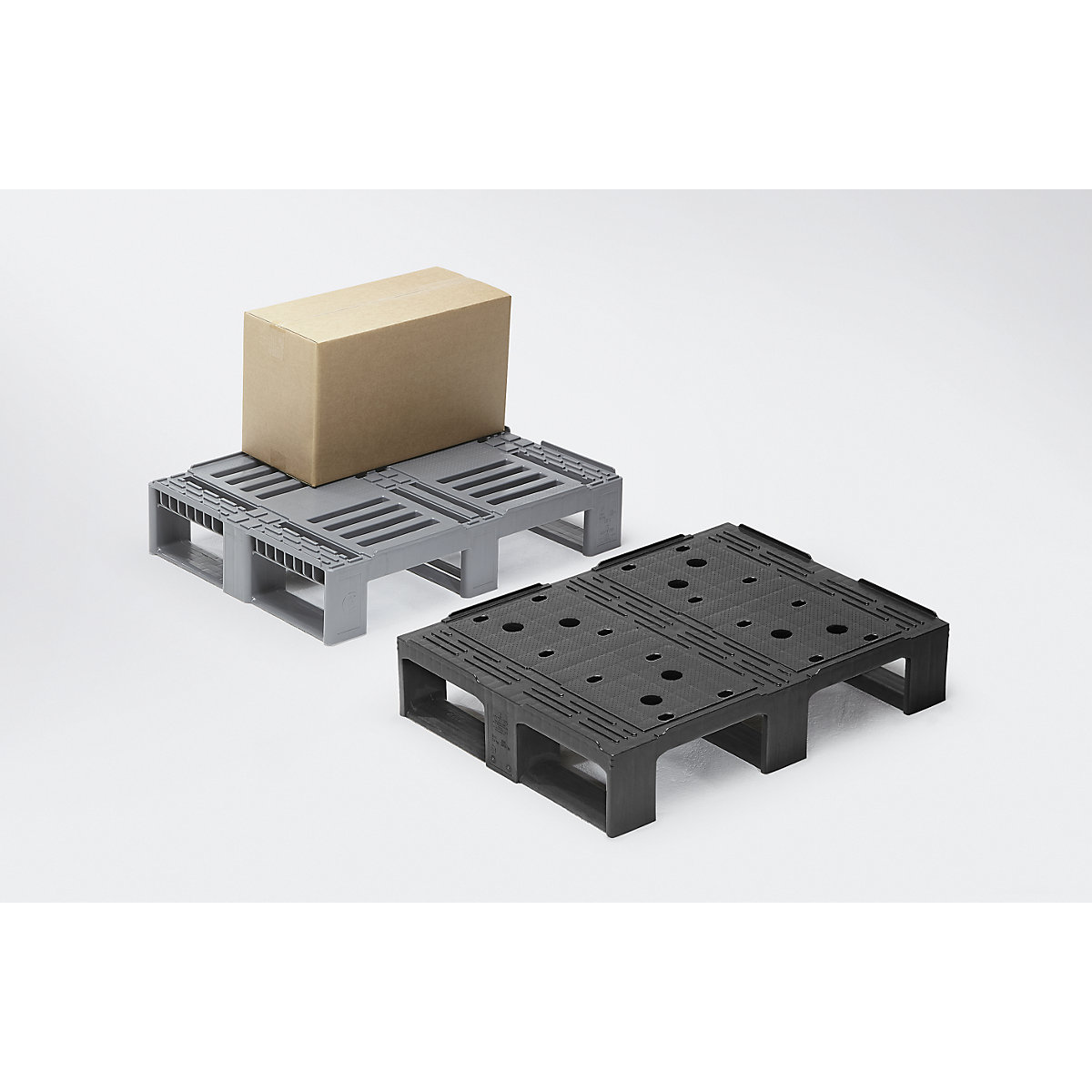 Plastic half pallet – ratioform (Product illustration 3)-2