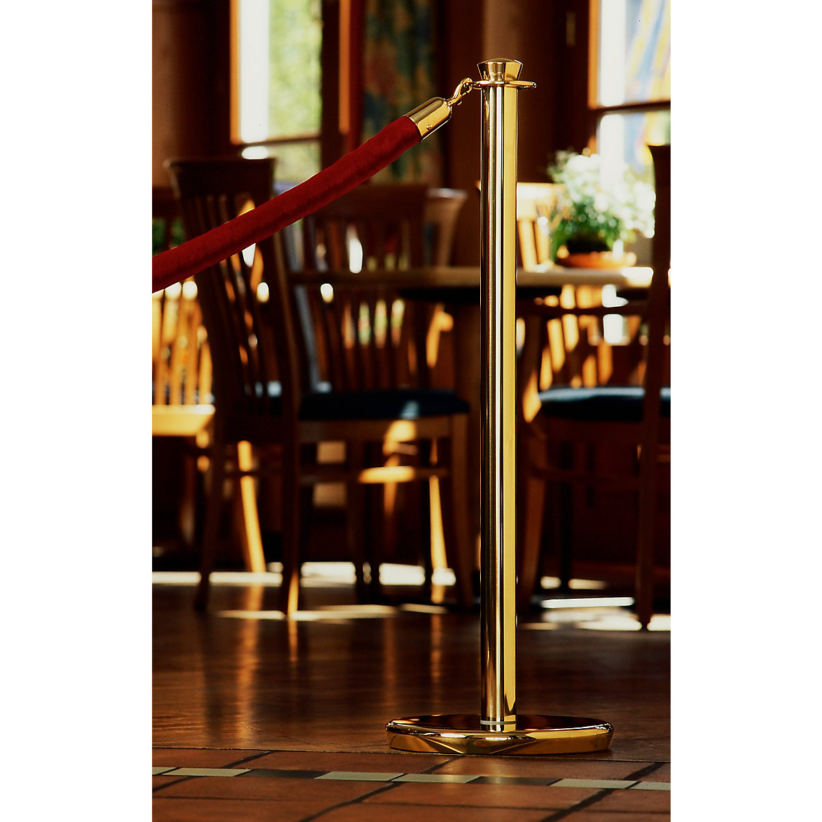 Stebrič za vrvico LUXOR (Slika izdelka 2)-1