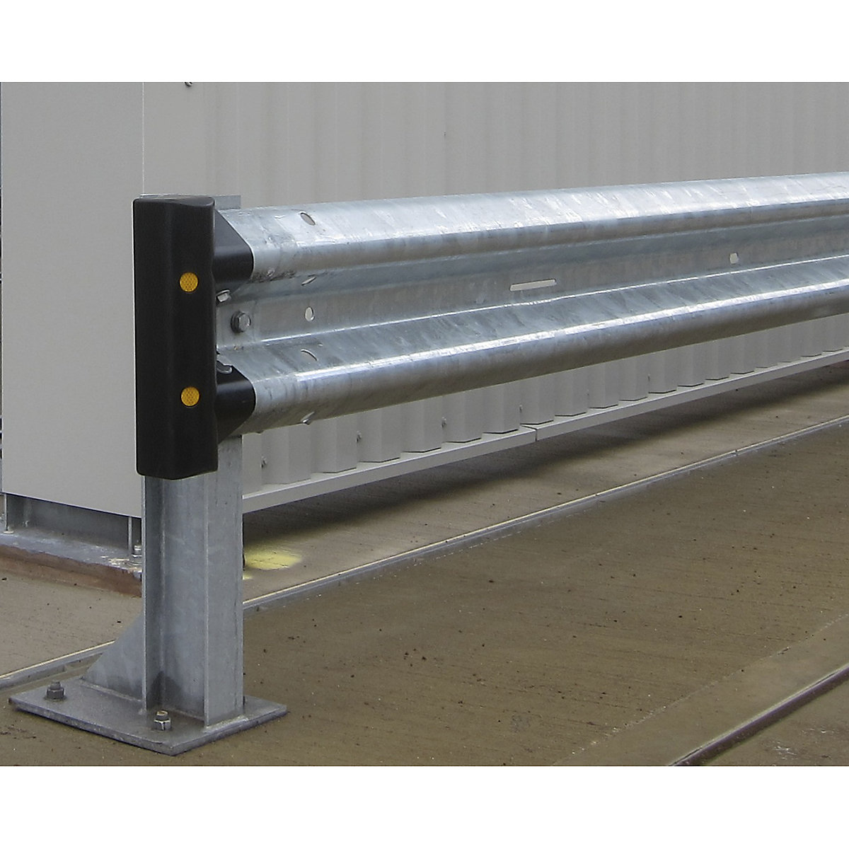 Brandsafe Pedestrian Barrier (Product illustration 3)-2