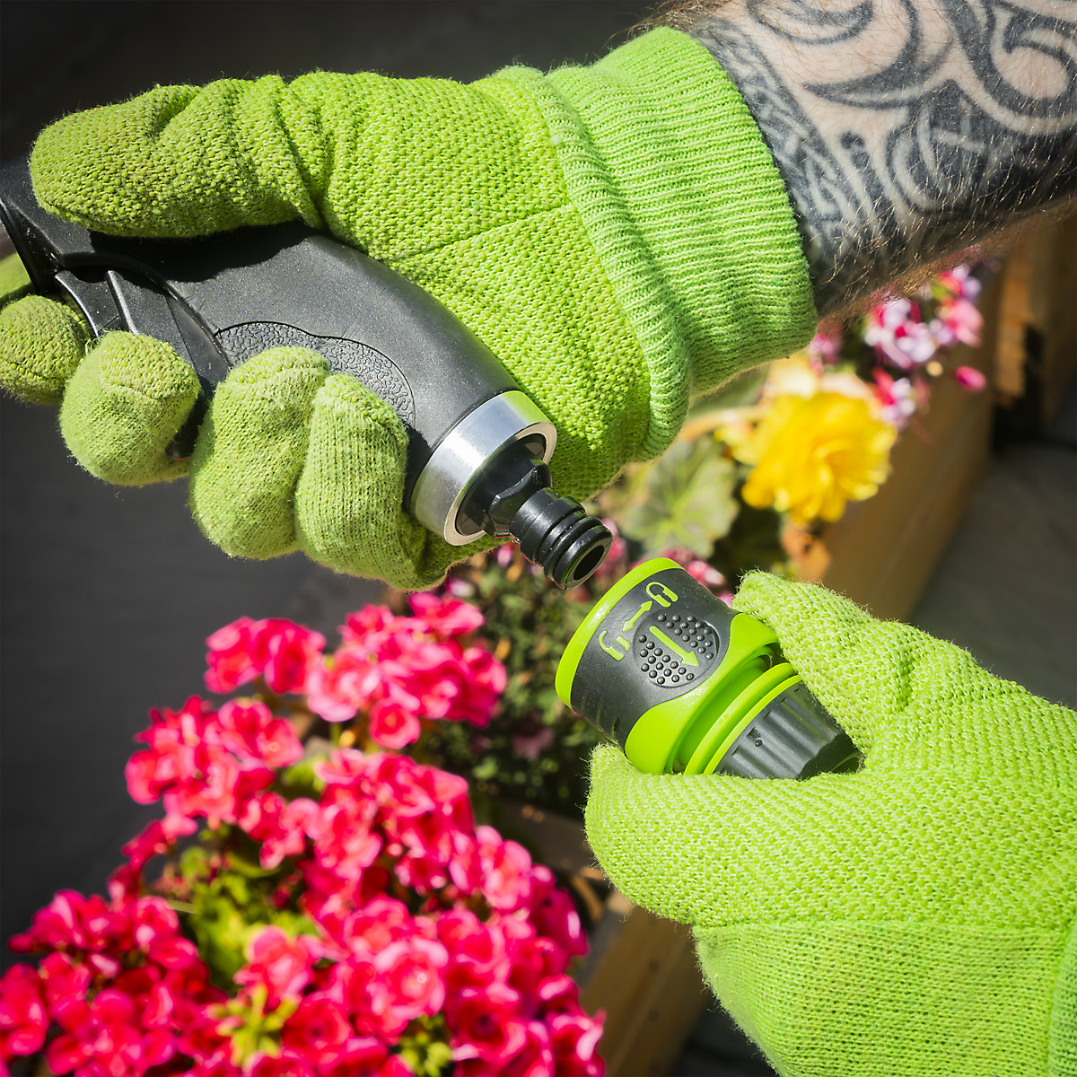 Sealey Adjustable Spray Gun with Soft Grip Handle (Product illustration 2)-1