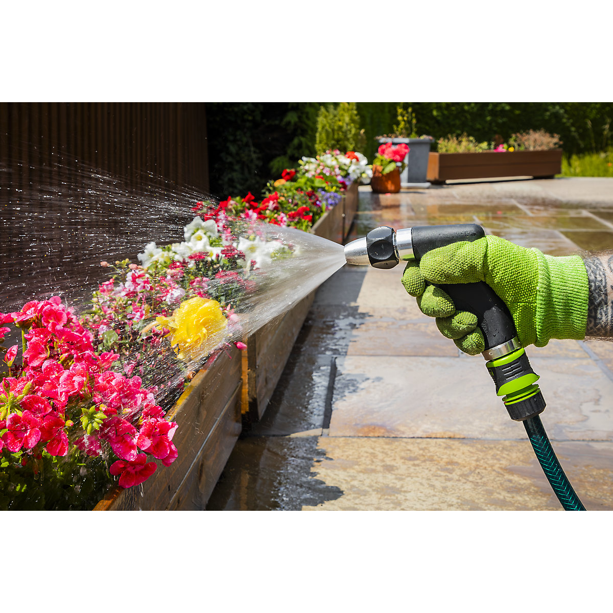 Sealey Adjustable Spray Gun with Soft Grip Handle (Product illustration 3)-2