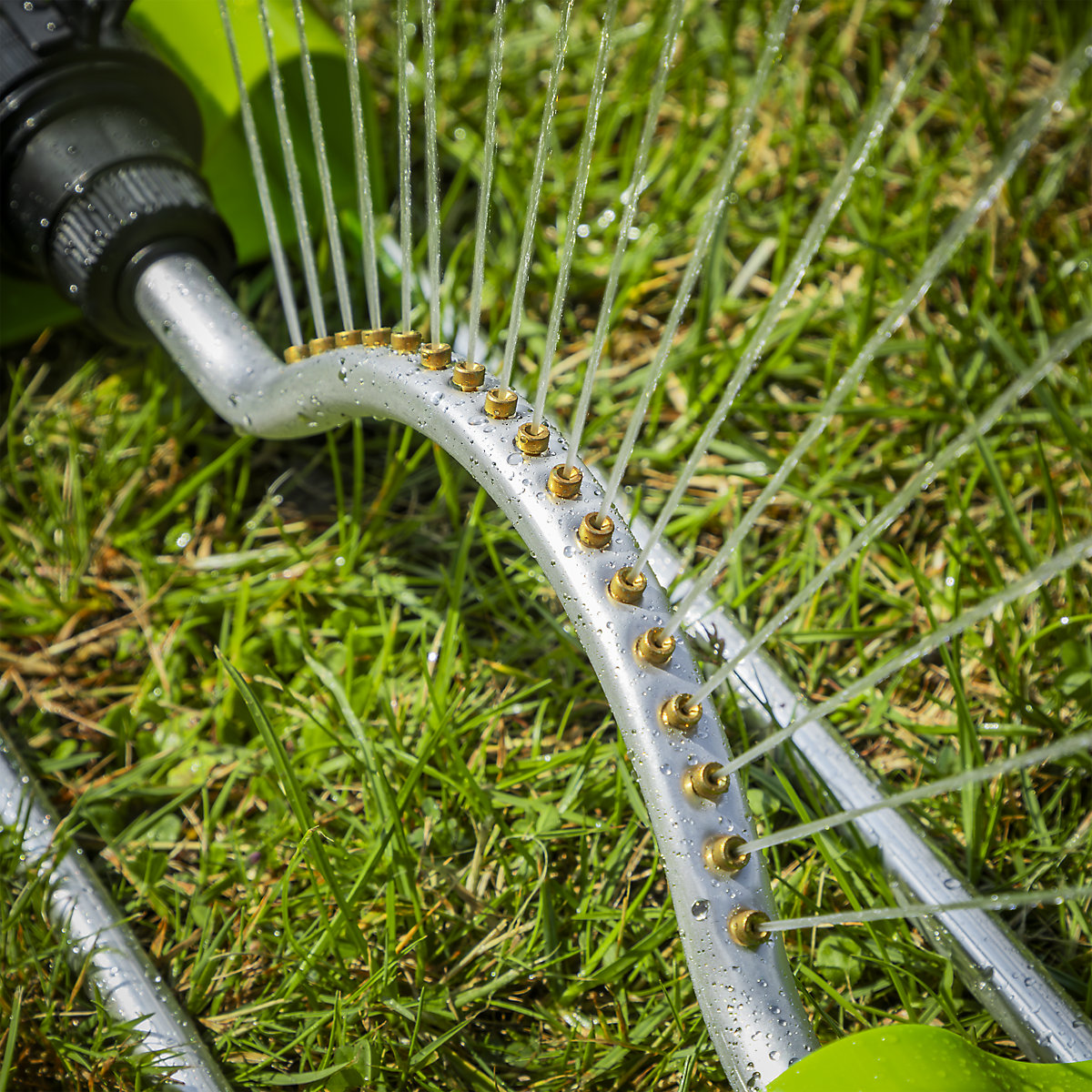 Sealey Oscillating Water Sprinkler | 17 Nozzles with Brass Heads (Product illustration 6)-5