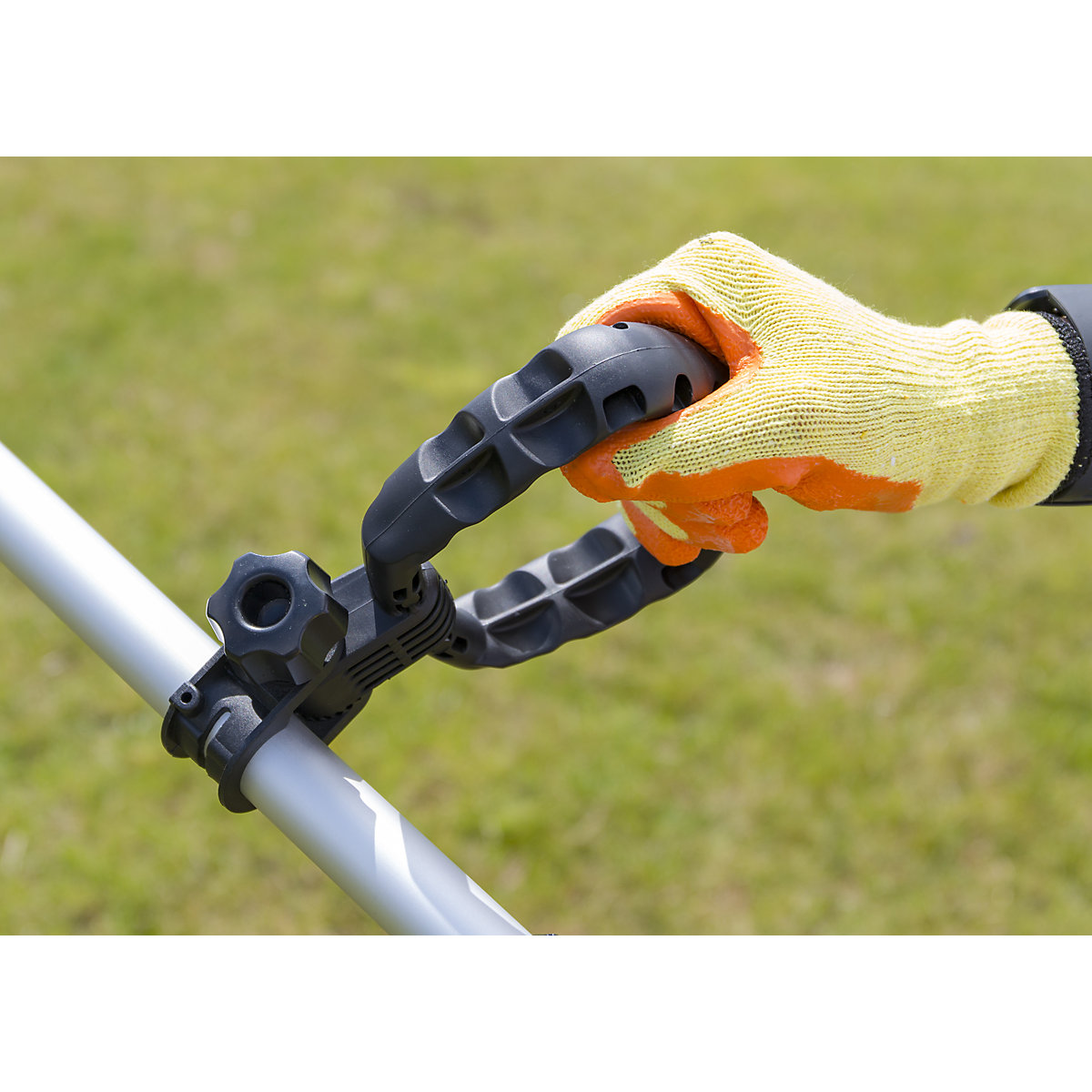 Sealey SV20 Series Cordless Grass Trimmer (Product illustration 6)-5