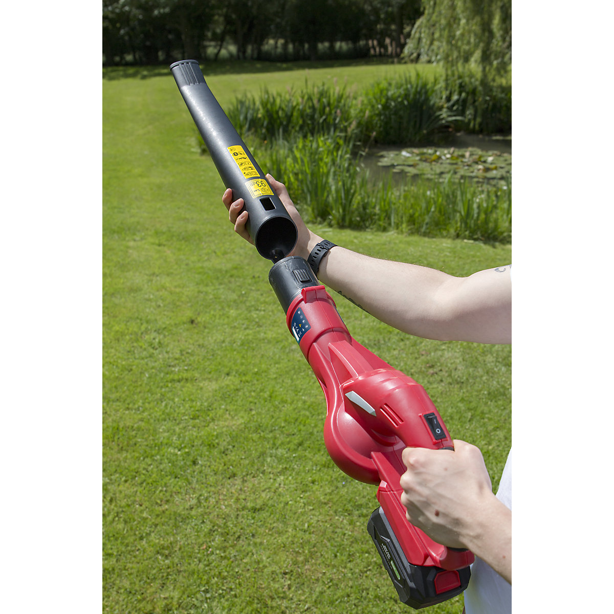 Sealey SV20 Series Cordless Leaf Blower (Product illustration 7)-6