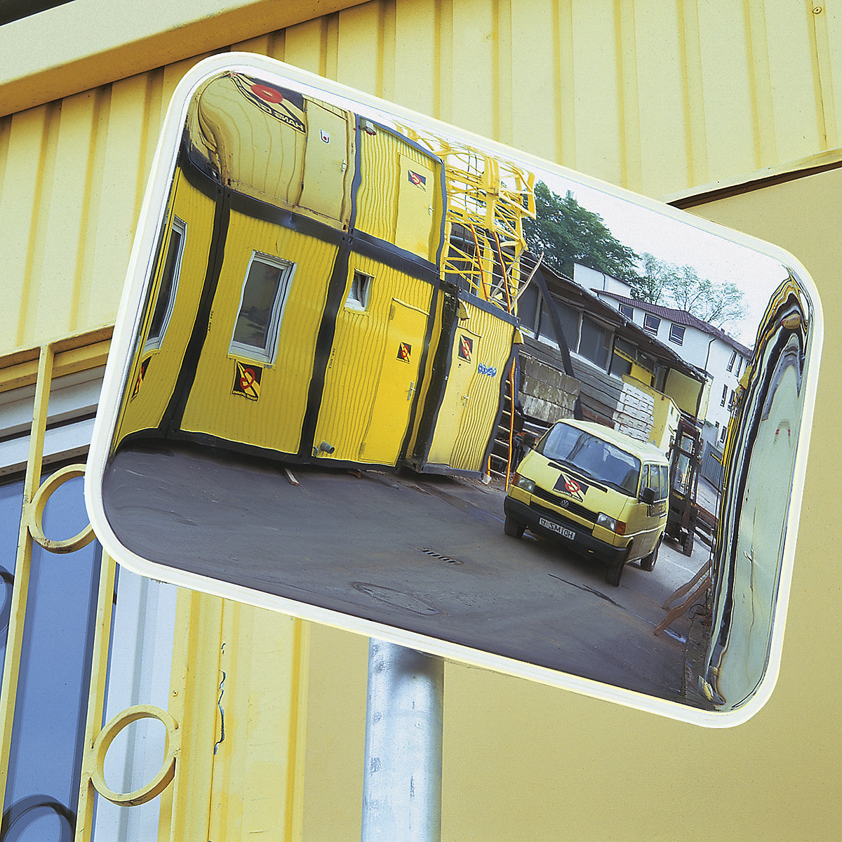 SPION Outdoor Safety Mirrors (Product illustration 2)-1
