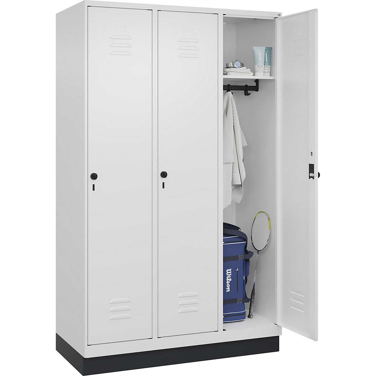 Skrinka Classic PLUS – C+P, 3 boxy, dopravná biela, š 1200 mm, s podlahovým soklom, otočná závora-24