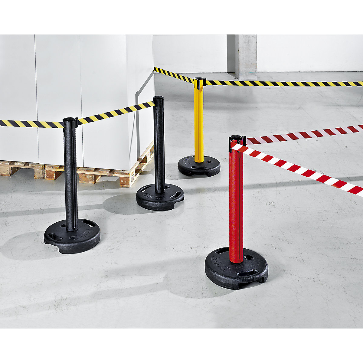 Stâlp cu cordon din plastic (Imagine produs 2)-1