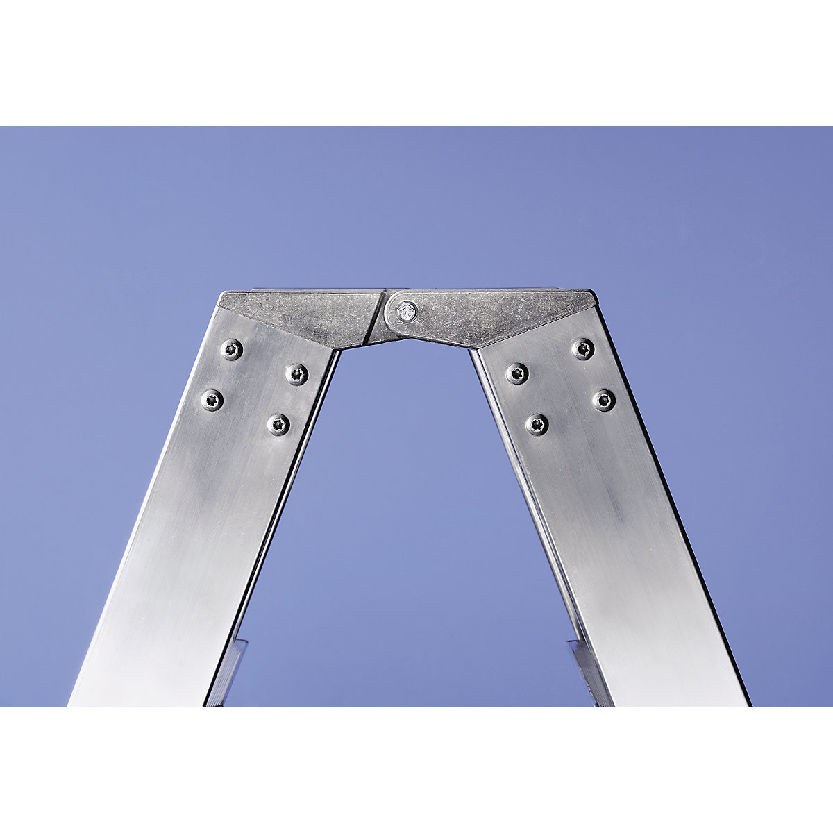 Stojaci rebrík so stupňami, obojstranný – MUNK (Zobrazenie produktu 6)-5