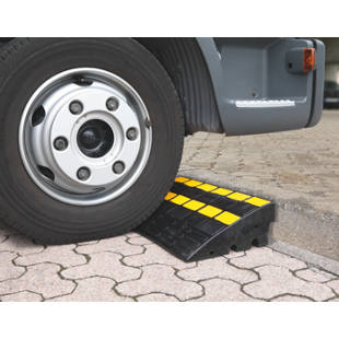 Rampa Per Marciapiede In Gomma - 2 Pezzi, Portatile, Per Sedie A Rotelle, Auto E Moto | Altezza 10 Cm, Portata 2000 Kg, Facile Montaggio
