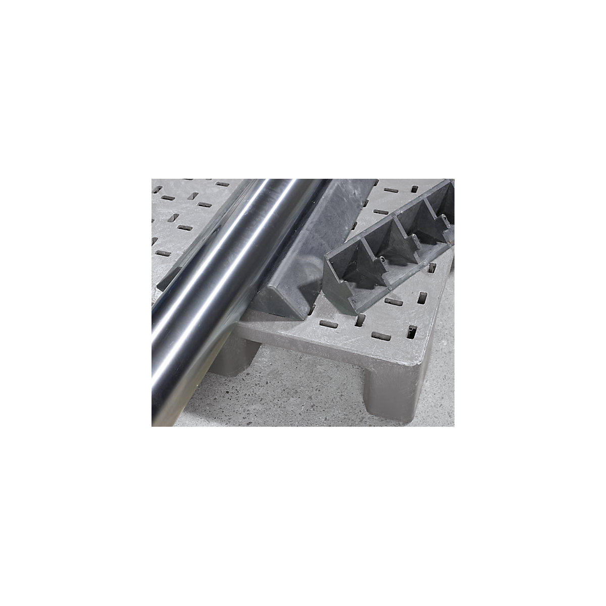 Chock for securing the load – ratioform (Product illustration 2)-1