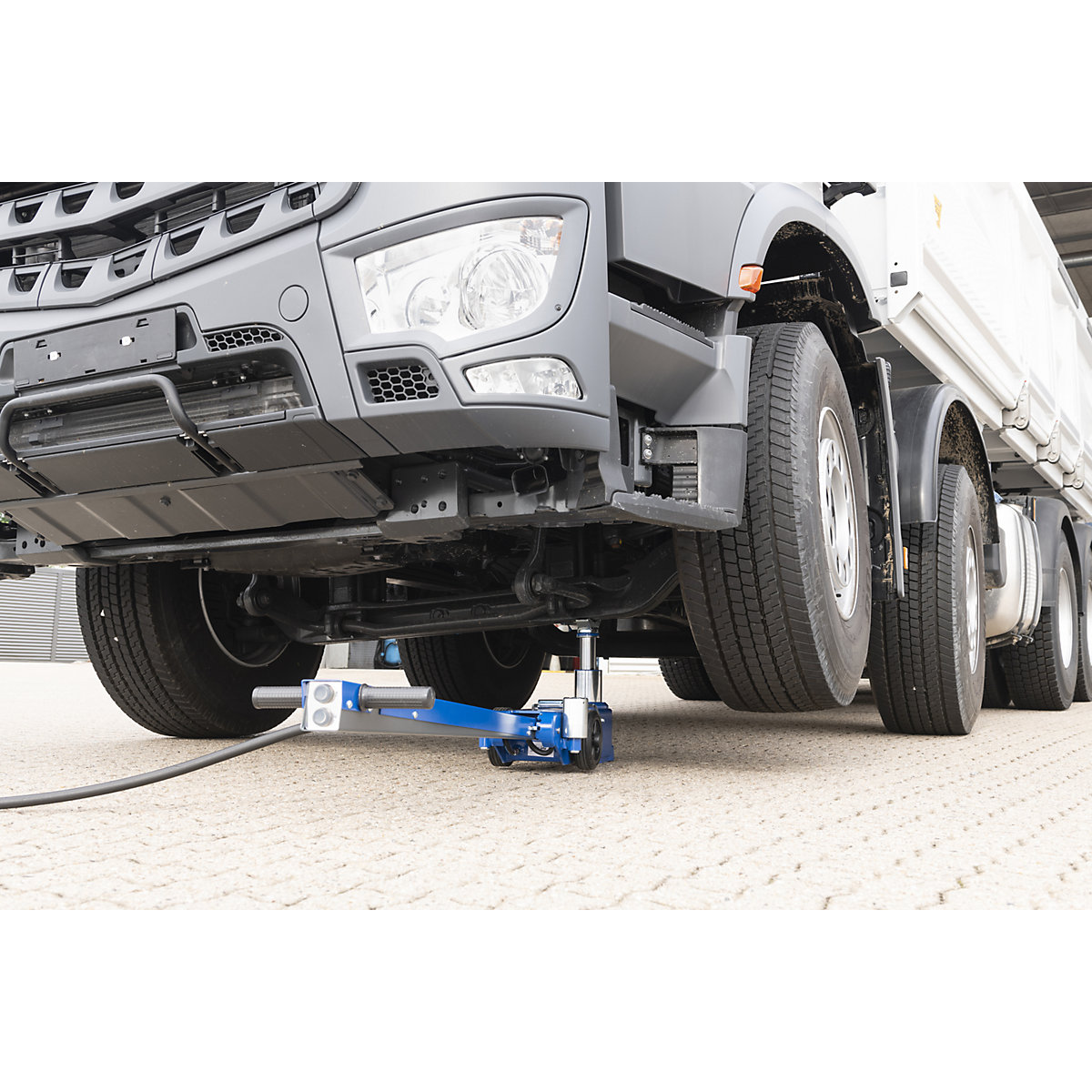 Air-hydraulic car jack 25-1/2 – AC Hydraulic (Product illustration 2)-1