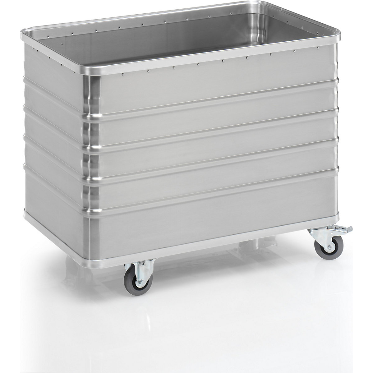 Aluminium container truck, solid panel - Gmöhling