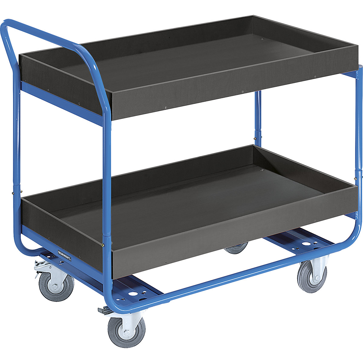 With 75 mm high raised edges