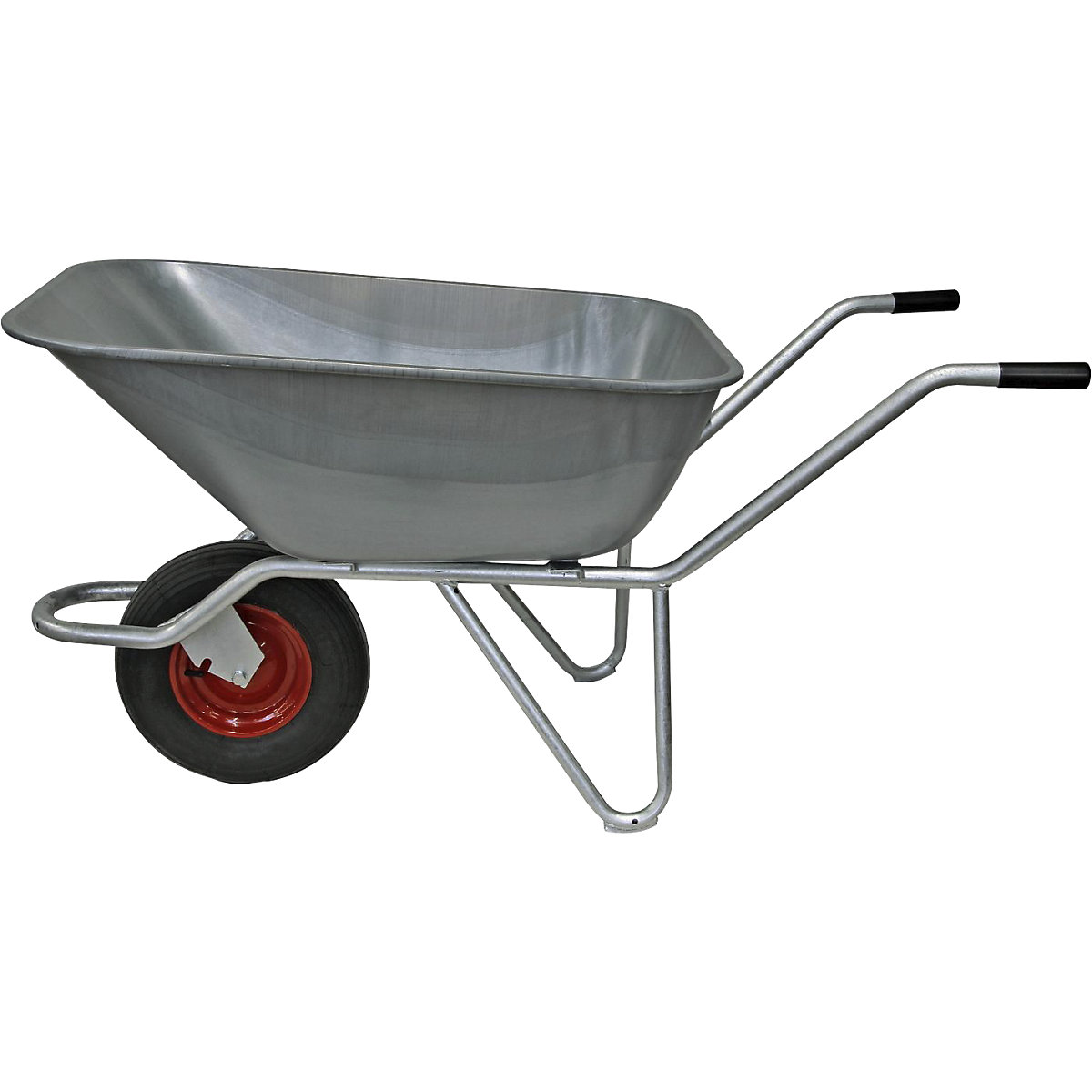 Carrinho de mão com arco basculante