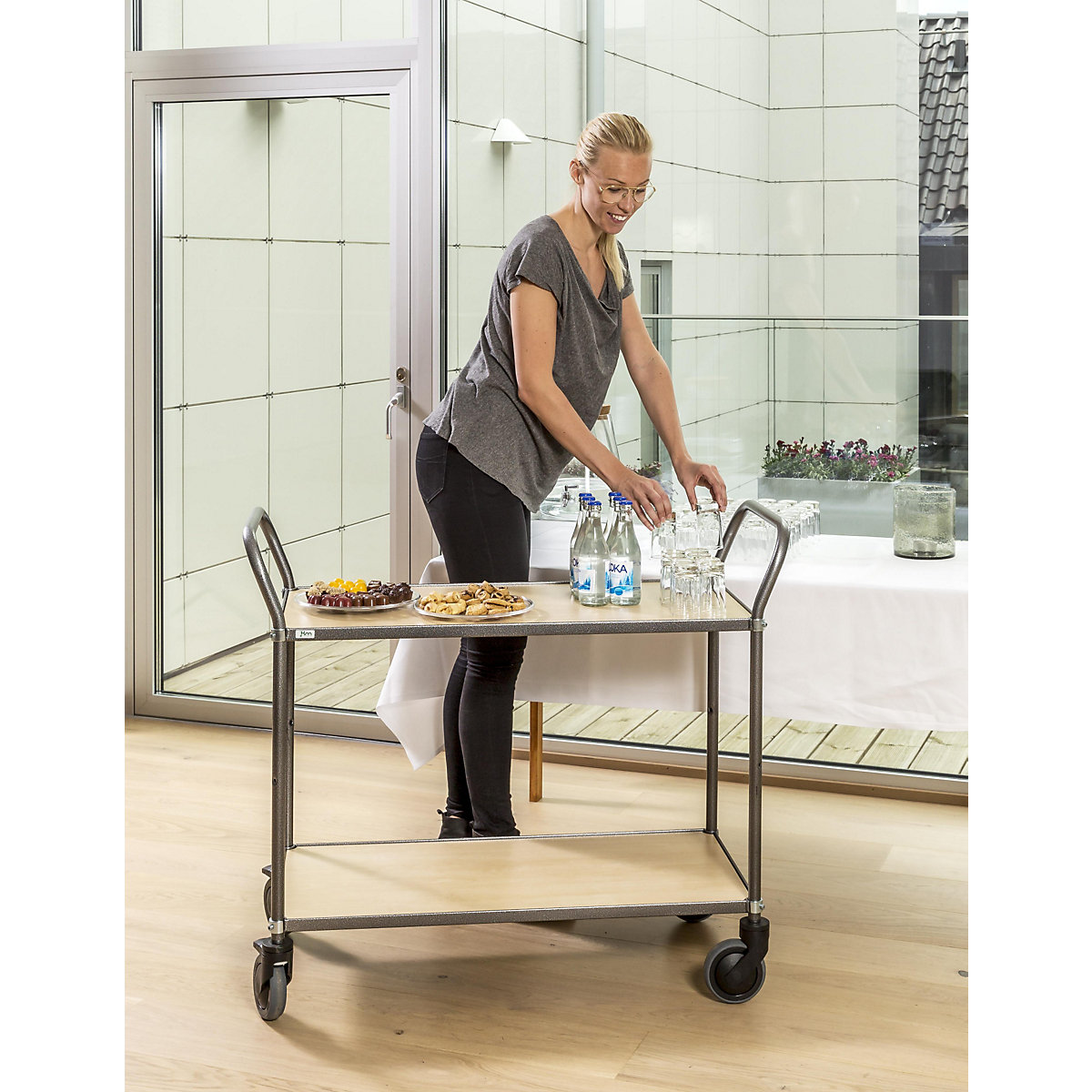 Kongamek Design-Servierwagen (Produktabbildung 1)