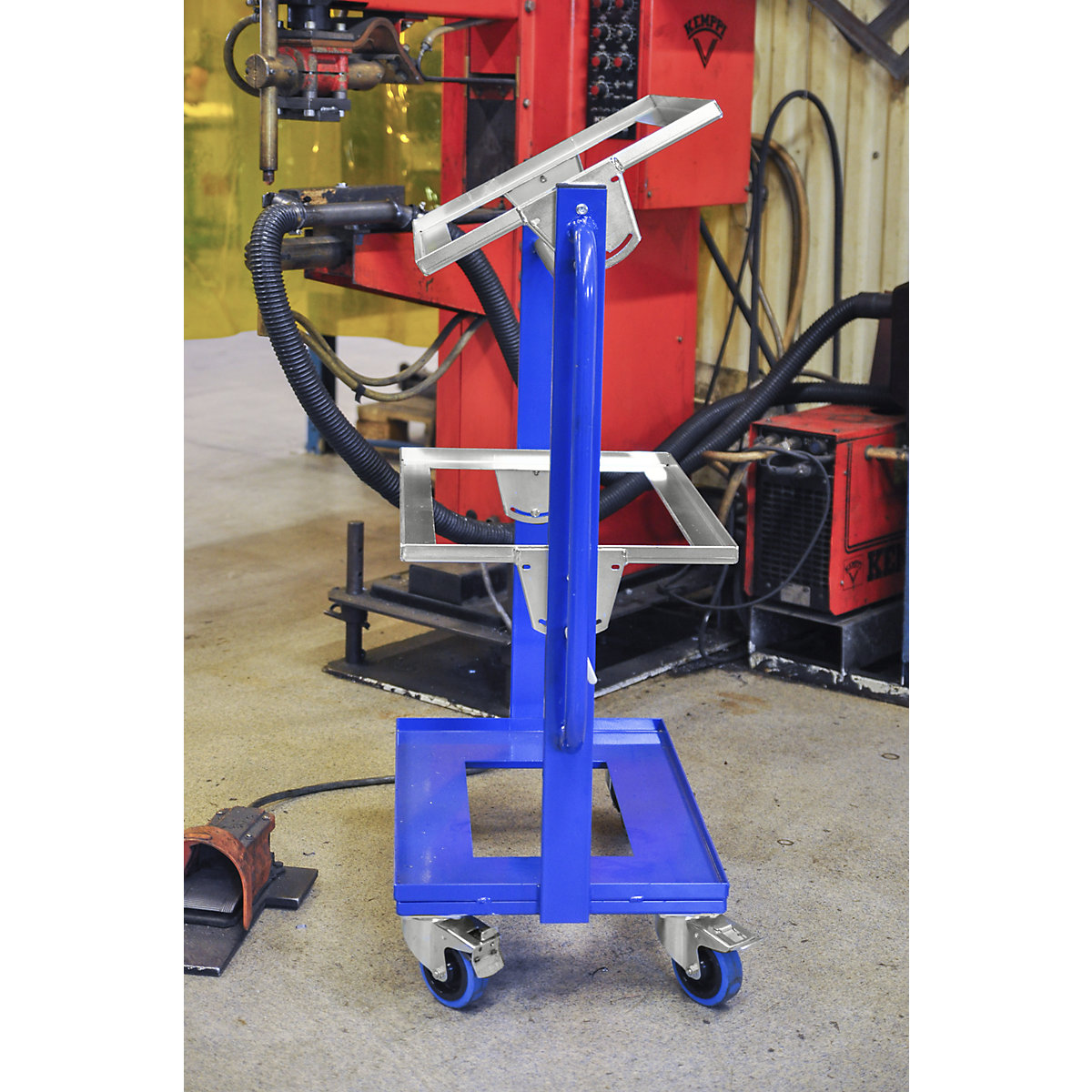 Carrello per casse e vassoi KM167 – Kongamek (Foto prodotto 2)-1