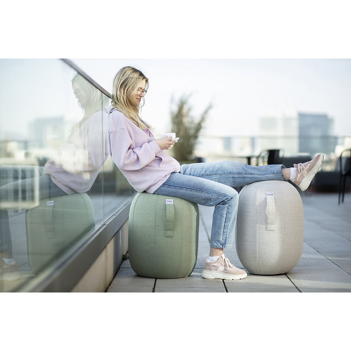 Sgabello ergonomico M VLUV KAPSUL STOV (Foto prodotto 4)-3