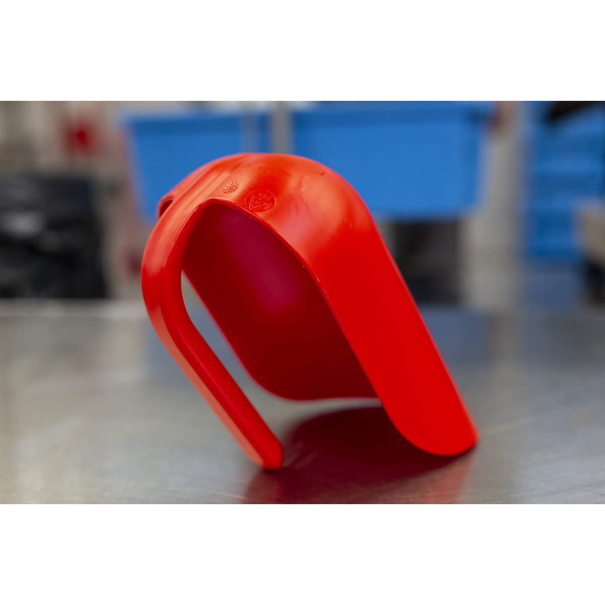 Făraș de mână ergonomică – Vikan (Imagine produs 2)-1