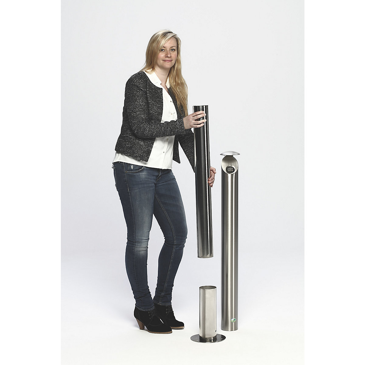 Stainless steel pedestal ashtray, lockable – VAR (Product illustration 2)-1