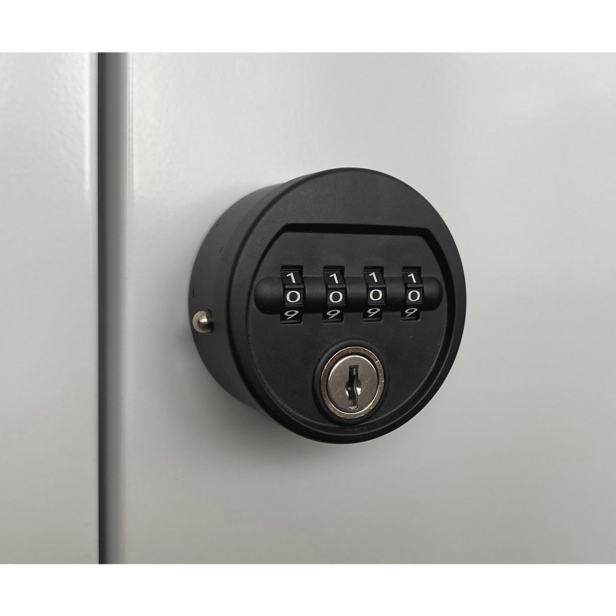 Combination lock – Wolf