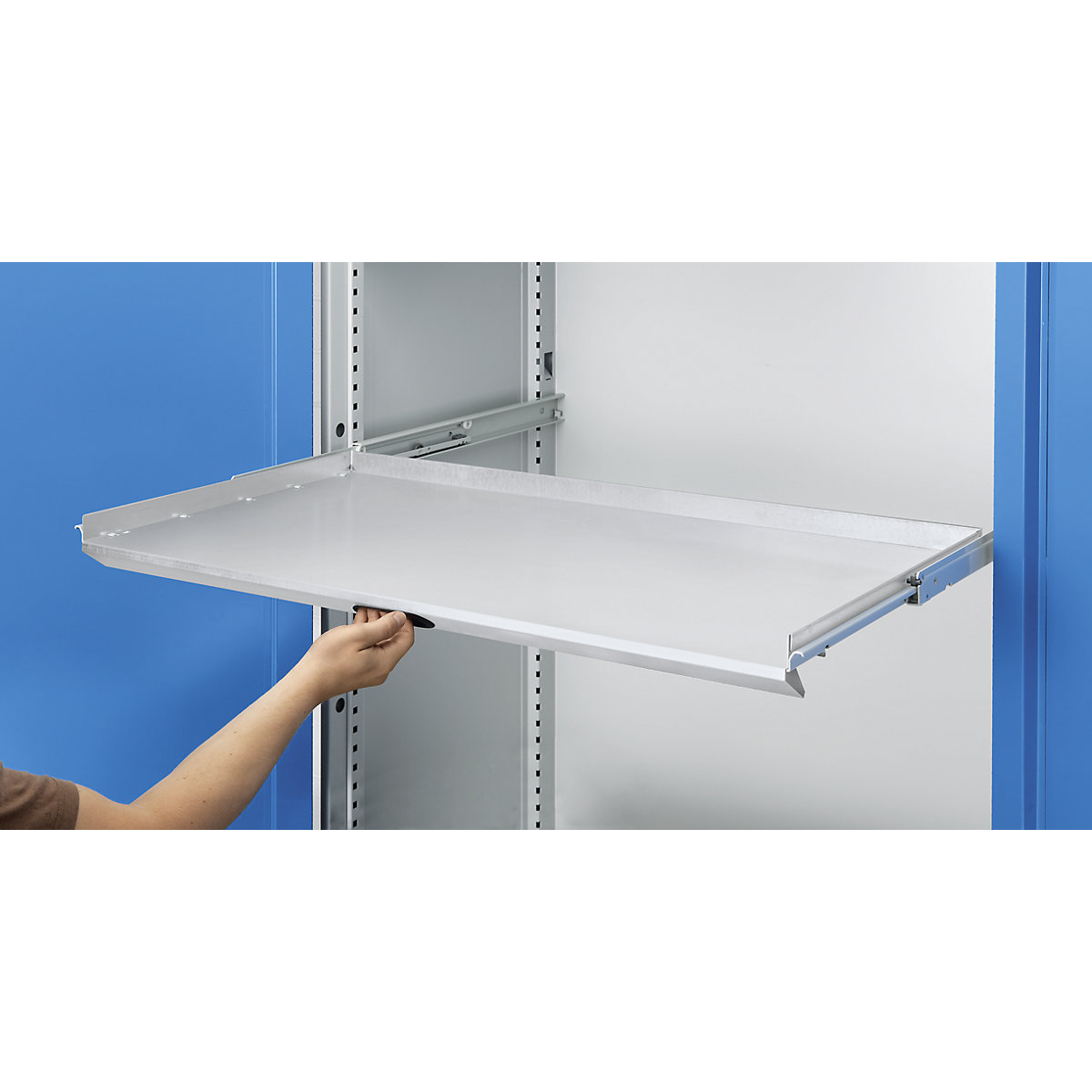 Pull-out shelf – eurokraft pro (Product illustration 2)-1