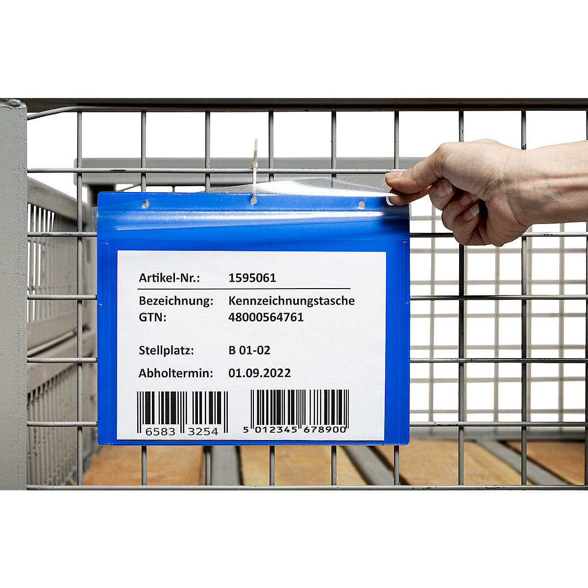 Labelling pouches with suspension holes (Product illustration 2)-1