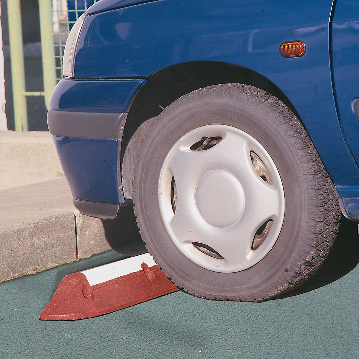 Wheel stop – Moravia (Product illustration 6)-5