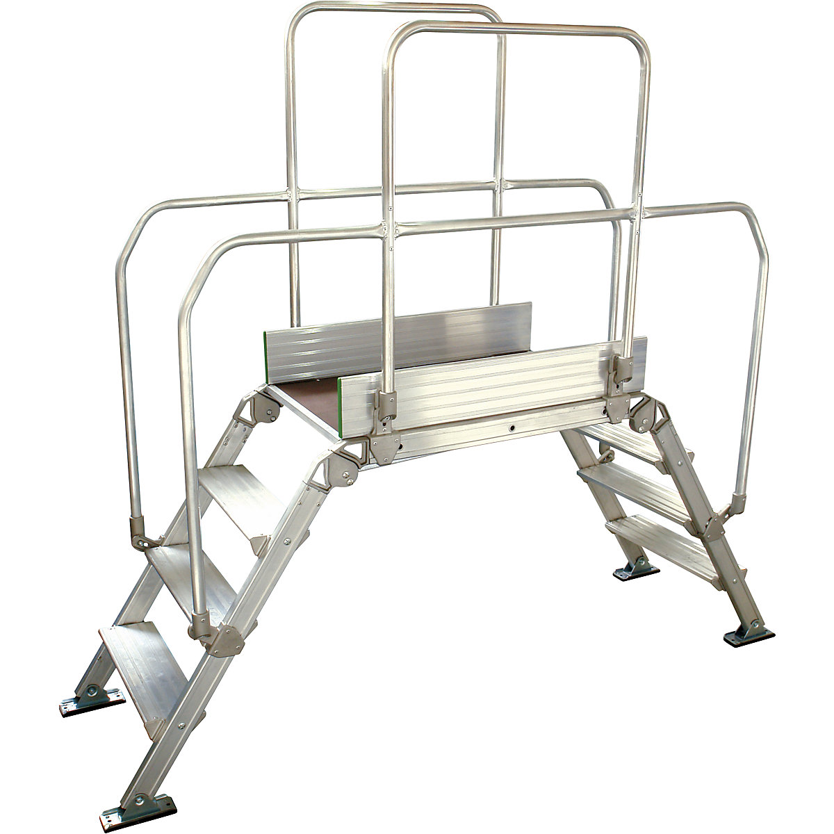 Aluminium ladder bridging