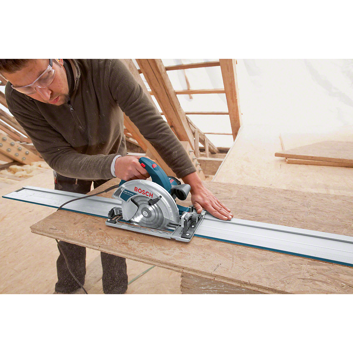 GKS 65 GCE Professional hand-held circular saw – Bosch (Product illustration 3)-2