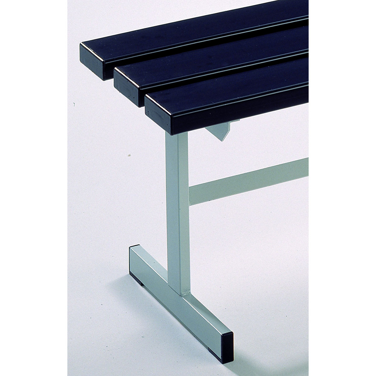 Changing room bench, single sided – Wolf (Product illustration 4)-3