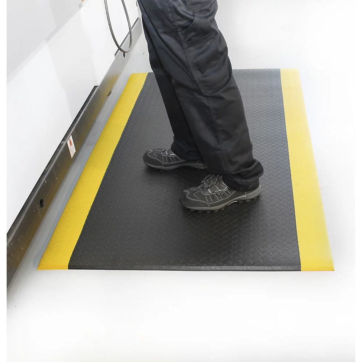 COBA Europe Orthomat Diamond Anti-Fatigue Mat (Product illustration 3)-2