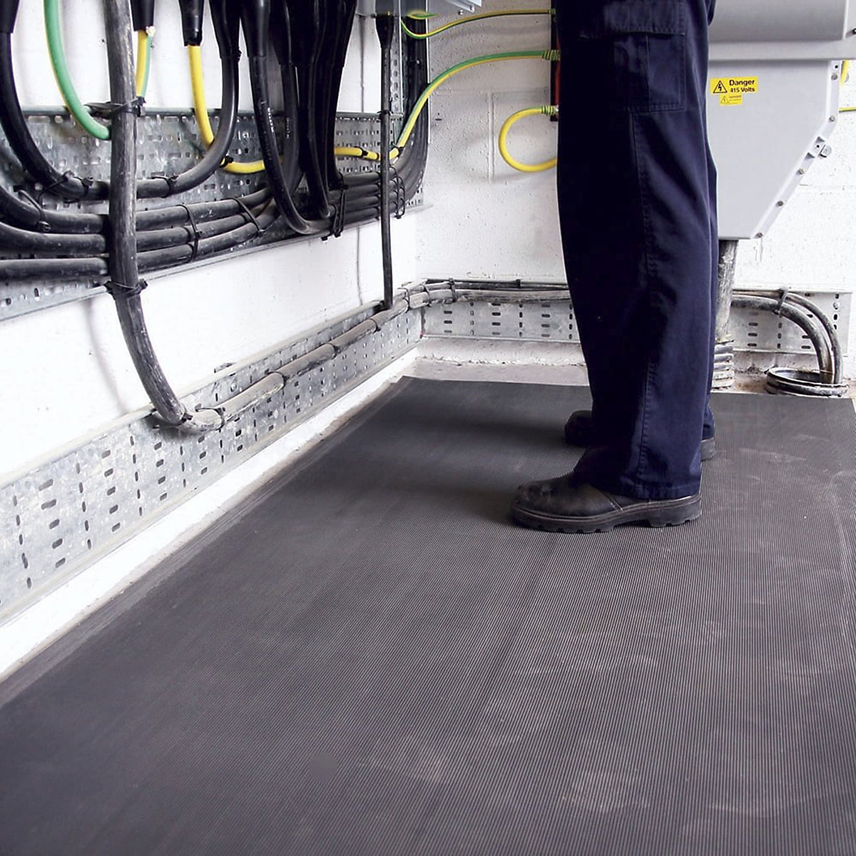 COBA Europe COBASwitch VDE Matting, COBA Europe COBASwitch VDE Matting, COBA Europe COBASwitch VDE Matting | 4.5h x 1000w mm | Black | 10 Metre Roll-0