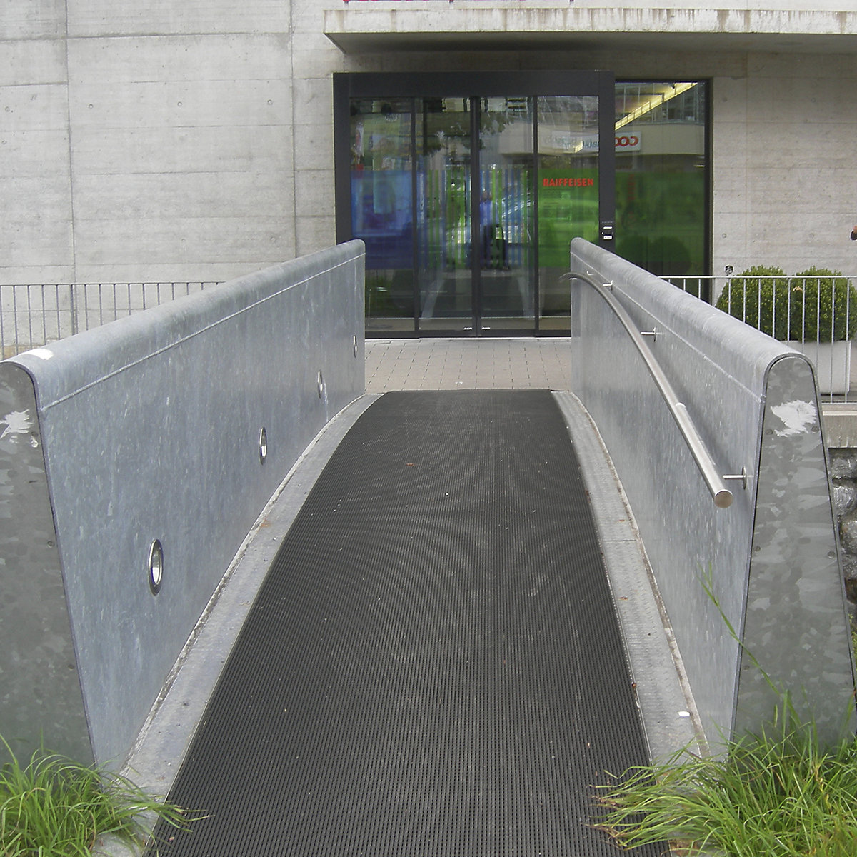 Frontrunner Walk Entrance Matting (Product illustration 3)-2