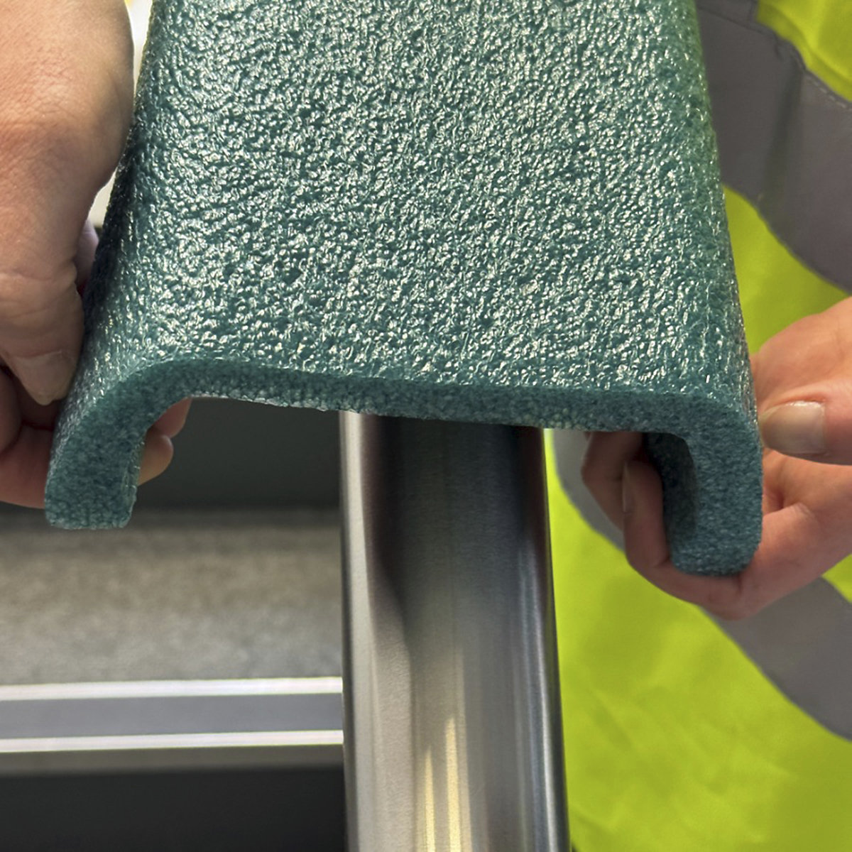 Proguard Foam Hand Rail Protector (Product illustration 3)-2