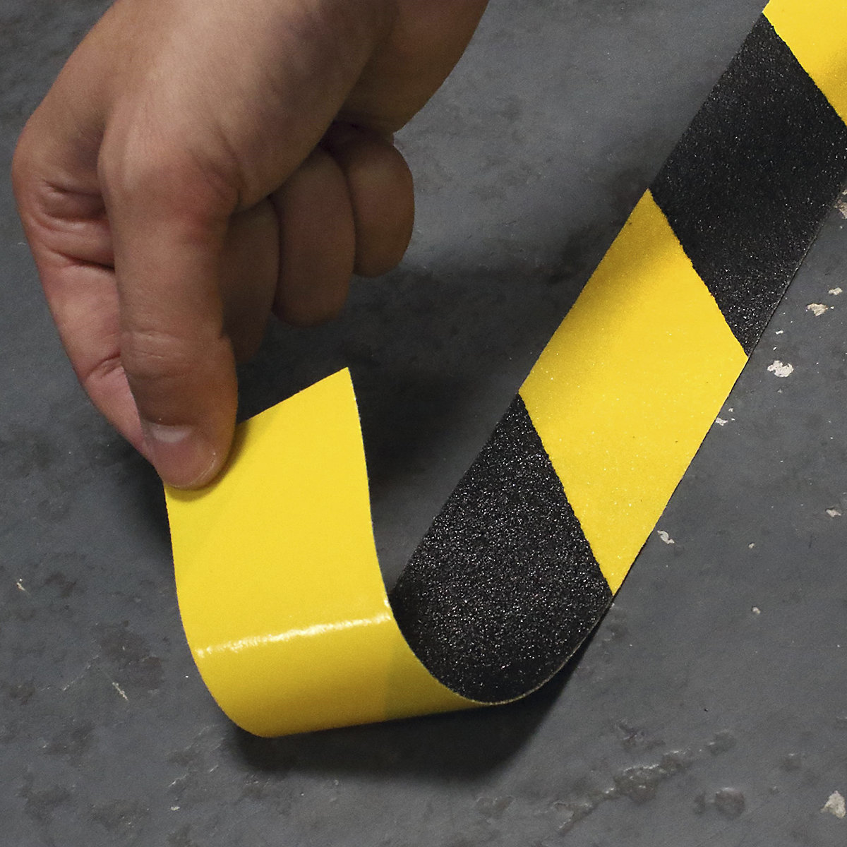 BiGDUG Removable Anti-Slip Floor Marking Tapes (Product illustration 3)-2