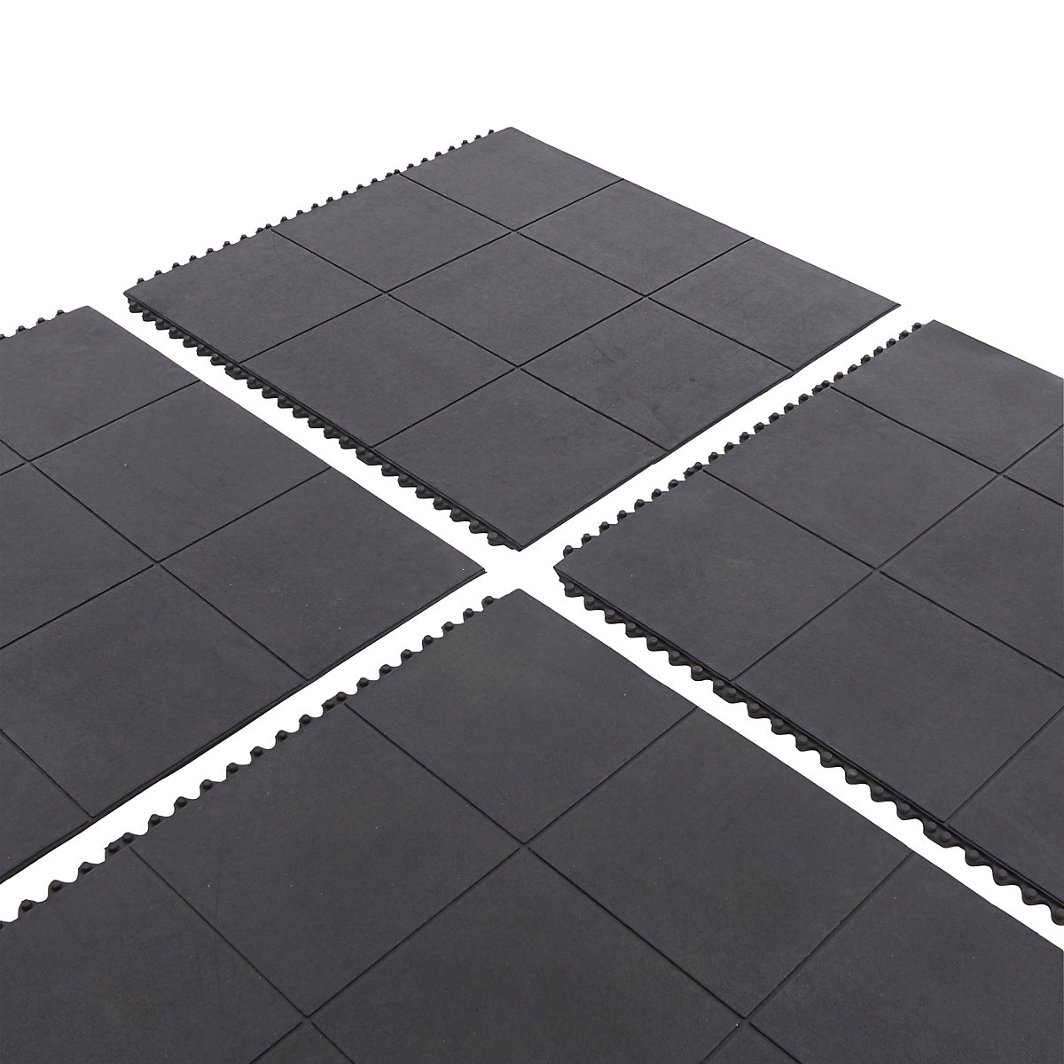 BiGDUG Solid Top Rubber Interlocking Stable Mats (Product illustration 2)-1