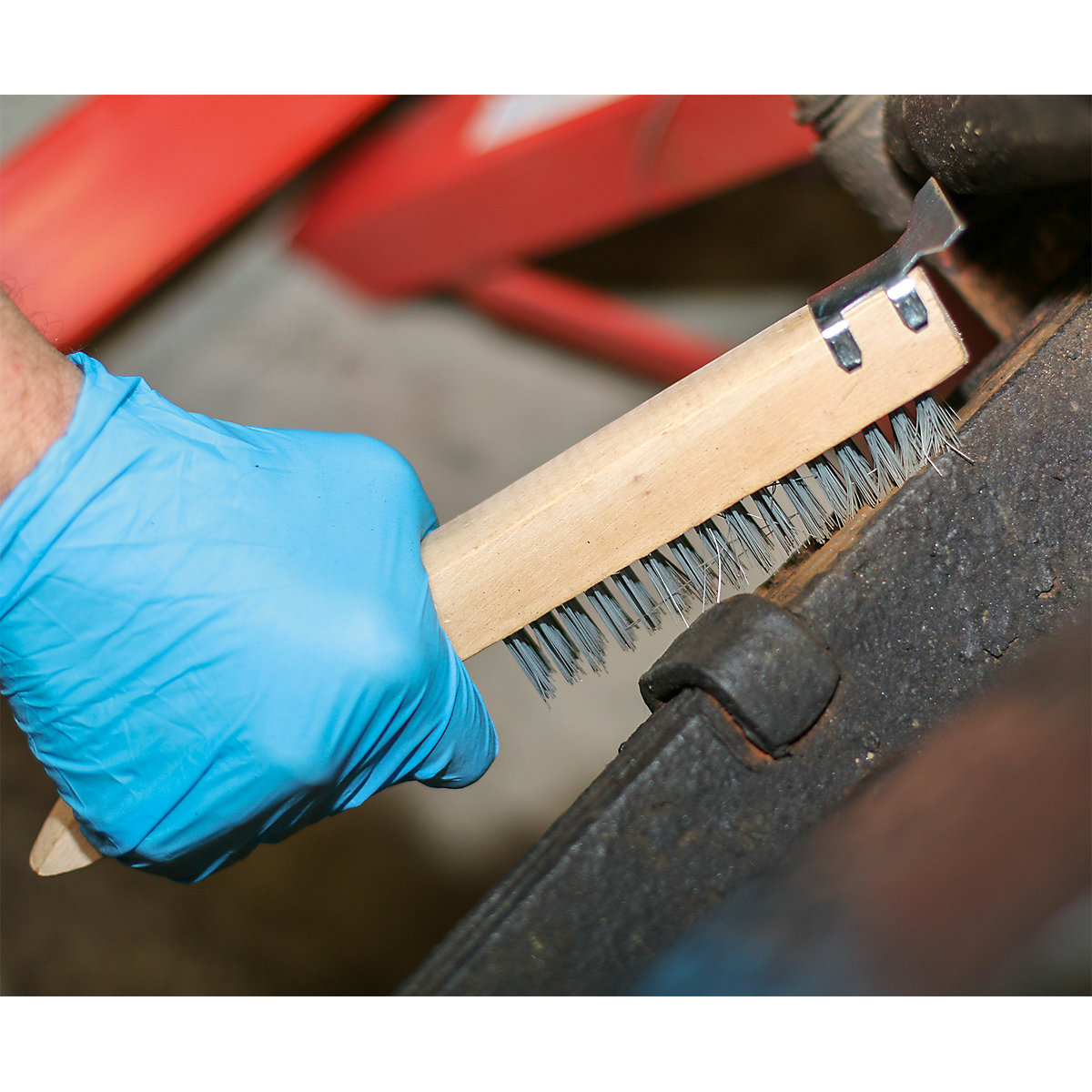 Sealey Wire Brush with Steel Fill & Scraper | 260mm (Product illustration 3)-2