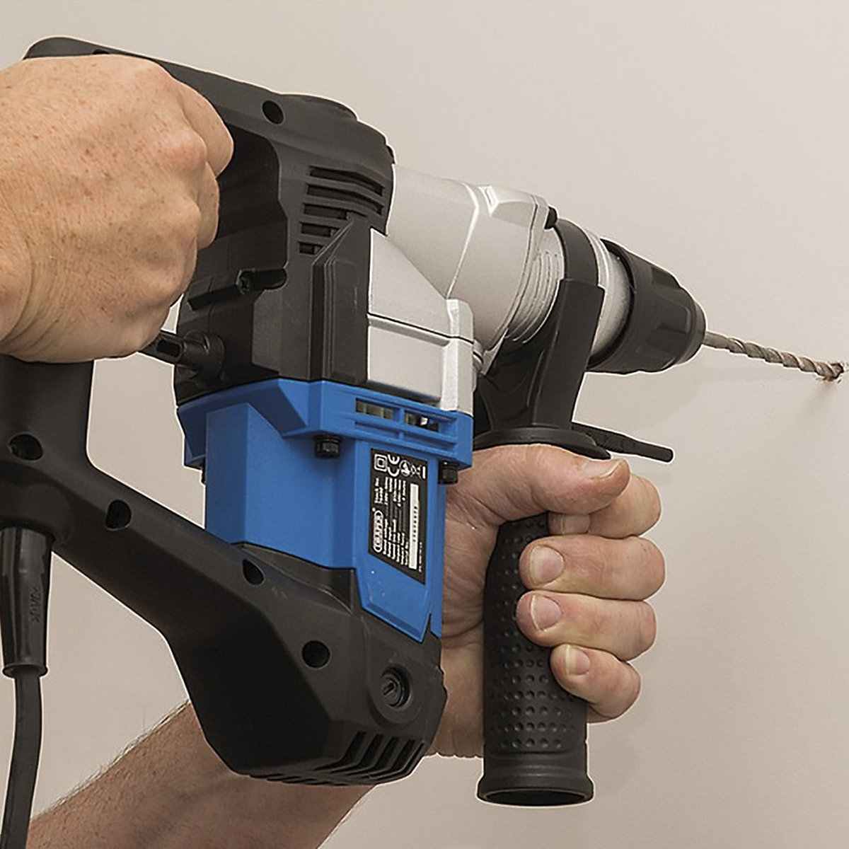Draper Storm Force 230V SDS+ Rotary Hammer Drill | 900W (Product illustration 2)-1